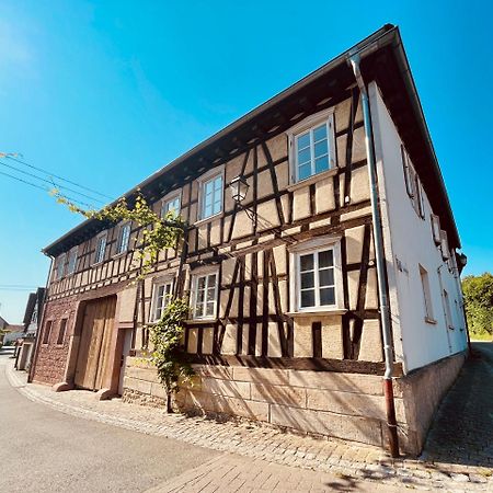 Auszeit - Historisches Ferienhaus In Der Suedpfalz Dierbach Exterior photo